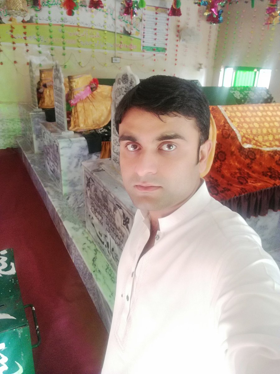 kamranisbest's tweet image. Shrine of Sahaba at Drawar Punjab #Pakistan