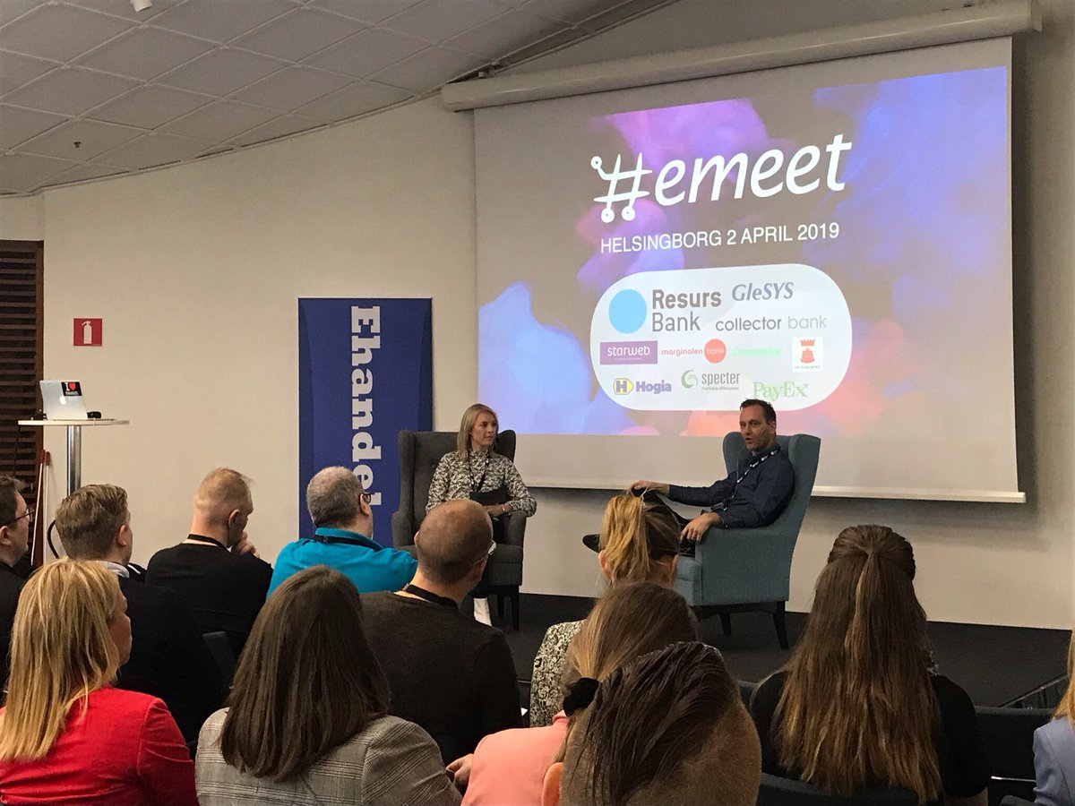 EhandelPunktSe's tweet photo. I dag är det #emeethbg och vår chefredaktör @JAllhorn inledde dagens fullspäckade konferens med att intervjua Kristoffer Väliharju, VD för @cdon_com, på scenen. Vilken roll tar marknadsplatsen i framtidens e-handel? #ehandel https://t.co/D7VR44YWSd