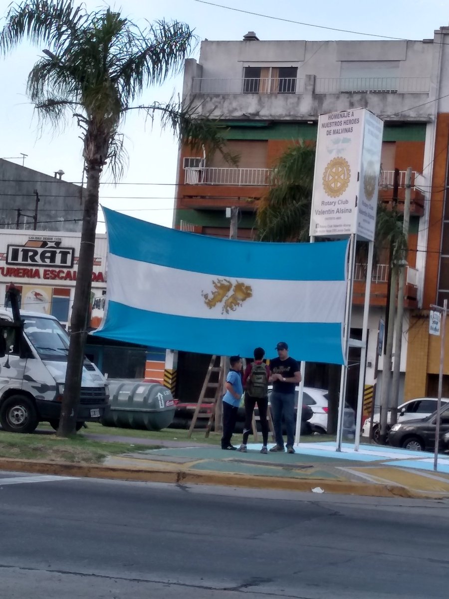 MyriBeatriz's tweet photo. No Olvidemos
#MalvinasArgentinas 
#HeroesDeMalvinas https://t.co/fZSfil4fxv