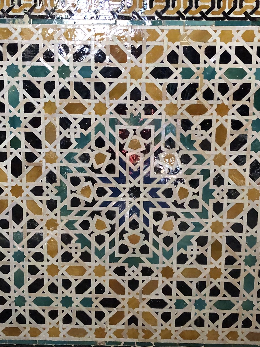 ReptonMaths's tweet photo. Mysticism and Mathematics in the Nasrid Palaces at The Alhambra https://t.co/vYeOCMyleA
