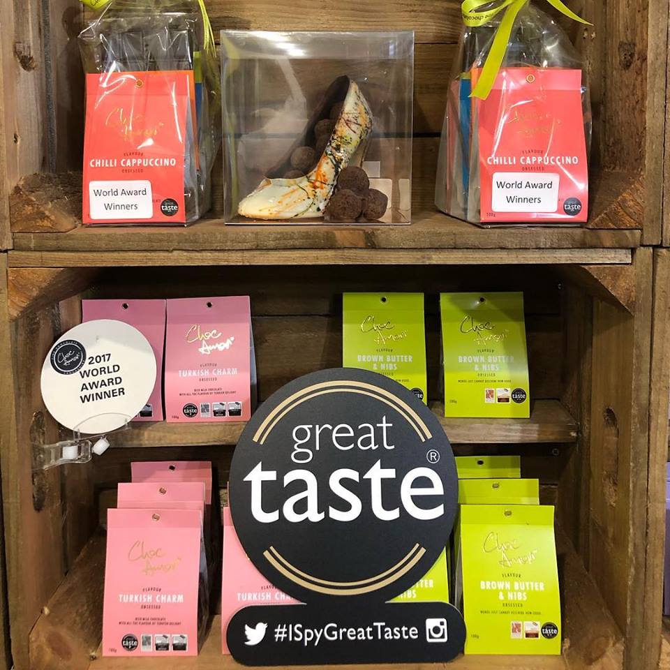 Lancs_Cookbook's tweet photo. Big and warm welcome to @chocopaul, who are the latest contributors to feature in our @Lancs_Cookbook! Excited to see what chocolatey goodness they have in store for us. Go check them out! 🍫🍫 #chocolate #lancashire #cookbook https://t.co/mIhXkoErLk