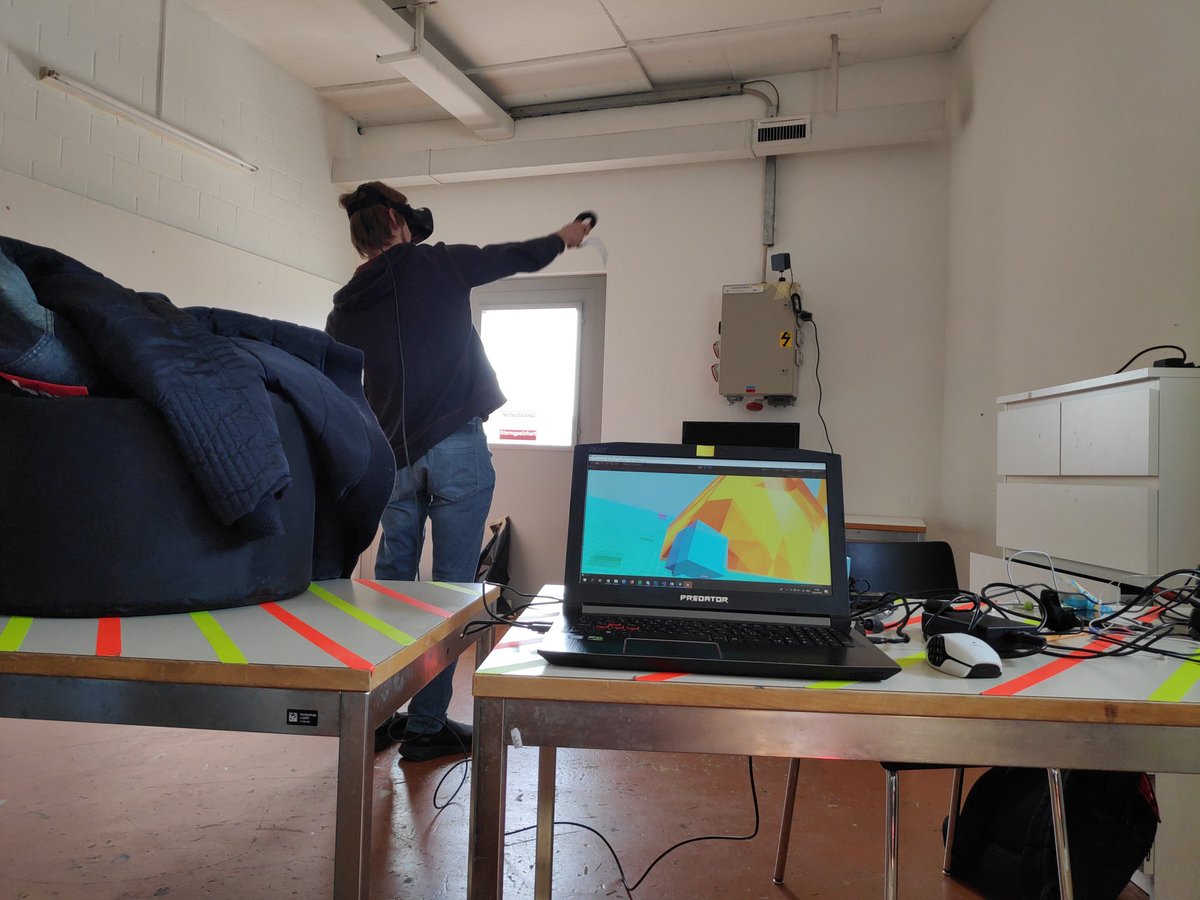 studdigideation's tweet photo. Heute präsentieren die Studis aus dem 2 Jahr ihre Arbeiten aus dem Modul #WebAndMobile #UserExperience und #Game #DigitalIdeation #HSLU https://t.co/qjArZ0Isdk