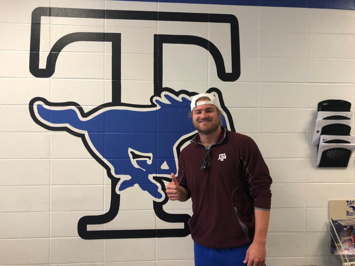 We are so proud of Katy Youth Football Steeler Alumni Cullen Gillaspia's success and can't wait to see him at the next level! 

RT <a href="/TaylorMustangFB/">Katy Taylor Football</a>: Look who it is <a href="/CGillaspia/">Cullen Gillaspia</a> 
A MUSTANG doing big things, getting ready for the NFL draft!
<a href="/THS_Mustangs/">James E. Taylor High School</a>