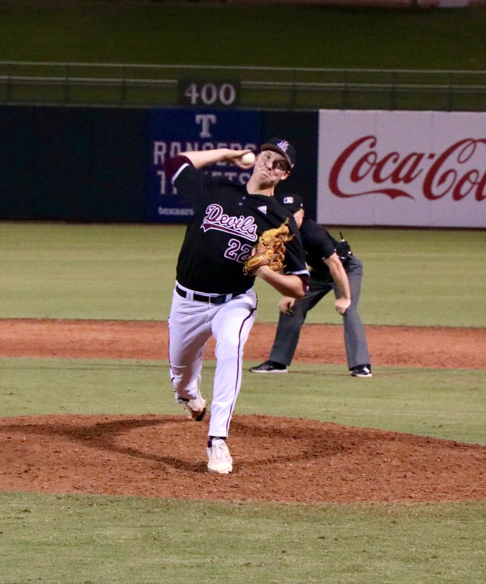 JoeBear72's tweet photo. #GameDay again for @ASU_Baseball vs #LBS Who will be the #NewHero tonight? @MyGuys will show up and Be #Focused #PoundingTheZone #PitchingWithIntent #StretchEveryAB &amp; Play #FundamentalBaseball It's what they do. Starts at 6:30 PM, Come Early so you don't miss anything. #PHXMuni⚾️ https://t.co/fA5VJSOGSN