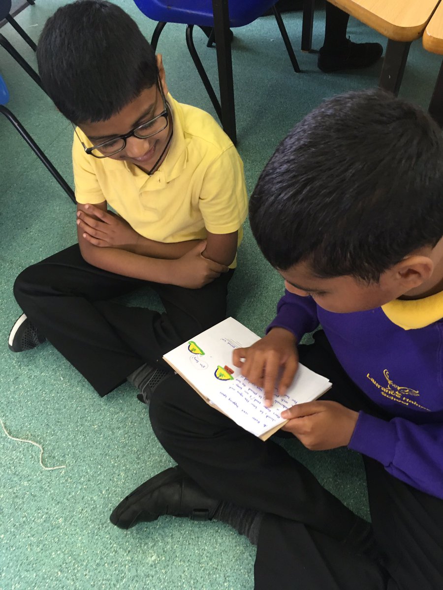 LHallLHS's tweet photo. More stories being shared between Beech and Elm this afternoon #storiesforapurpose #space @MrsMakinsonLHS @HeadLHS @miss_lhs @MrsGossLHS @HeadLHS @MrStephensonLHS https://t.co/eRTx7Dw4io