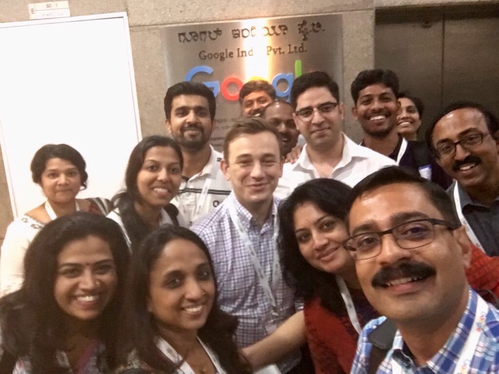 TellDM's tweet photo. In this era of mis/disinformation #FactCheckingMatters.
@GoogleNewsInit India Trainers & partners are doing a fab job.
Sharing pics from our trainer training session #FactCheckWithGNI where we pledged to become #GNITruthWarrior(s).
#FactCheckingDay
💡 When in doubt — @google https://t.co/jq0XfSRR0n