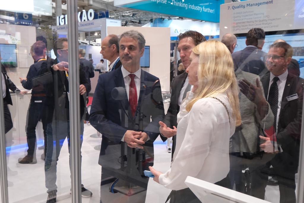 Steffi Dondit tweet media