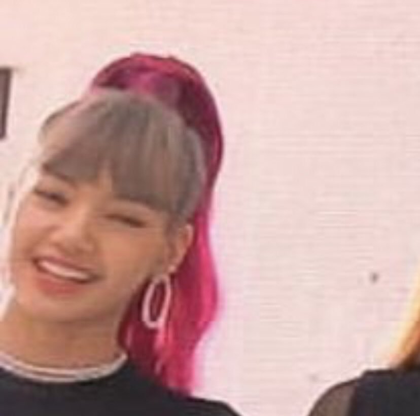 ใครๆก็ 𝐧𝗼𝗺𝐢𝐧 🐶🐰 tweet media