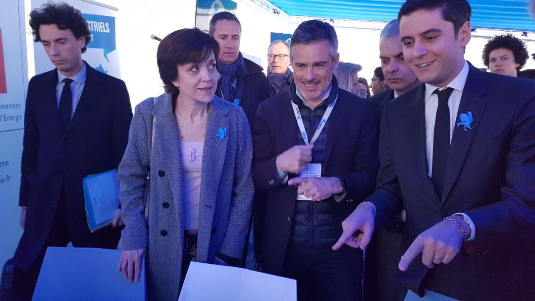 ac_orleanstours's tweet photo. Le #frenchfabtour fait étape à Tours !  
Le secrétaire d'Etat @GabrielAttal et la rectrice @beguin_katia étaient sur les lieux ce matin dans le cadre de la relation école-entreprise. https://t.co/me7gBiitRz