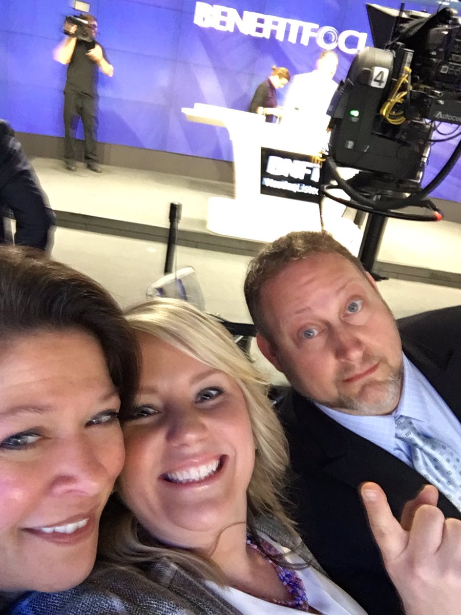 @AEO and @autozone selfie at #NASDAQ #nationalemployeebenefitsday @Benefitfocus