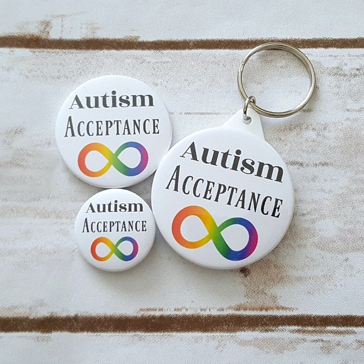 CatchingDream5's tweet photo. I'm taking part in this year's #100daysproject As it's #WorldAustismAwarenessDay my first make is this #AutismAcceptance badge, keyring and magnet set

@ConsciousCrafty #CraftiesRock #AspieMum https://t.co/KJGZA9T4bH