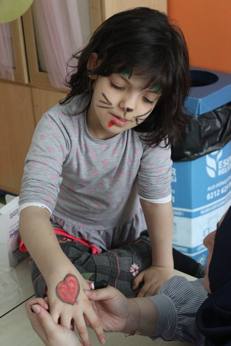 ESEV Moral Timi olarak ''2 Nisan Otizm Farkındalık Günü'' kapsamında Mehmet Akif İlkokulu'nu ziyaret ettik.💞

Otizm eksiklik değil farklılıktır.🎈

#mutlulukzamanı
#otizm
#otizmliçocuklariçin
#otizmeksiklikdeğilfarklılıktır