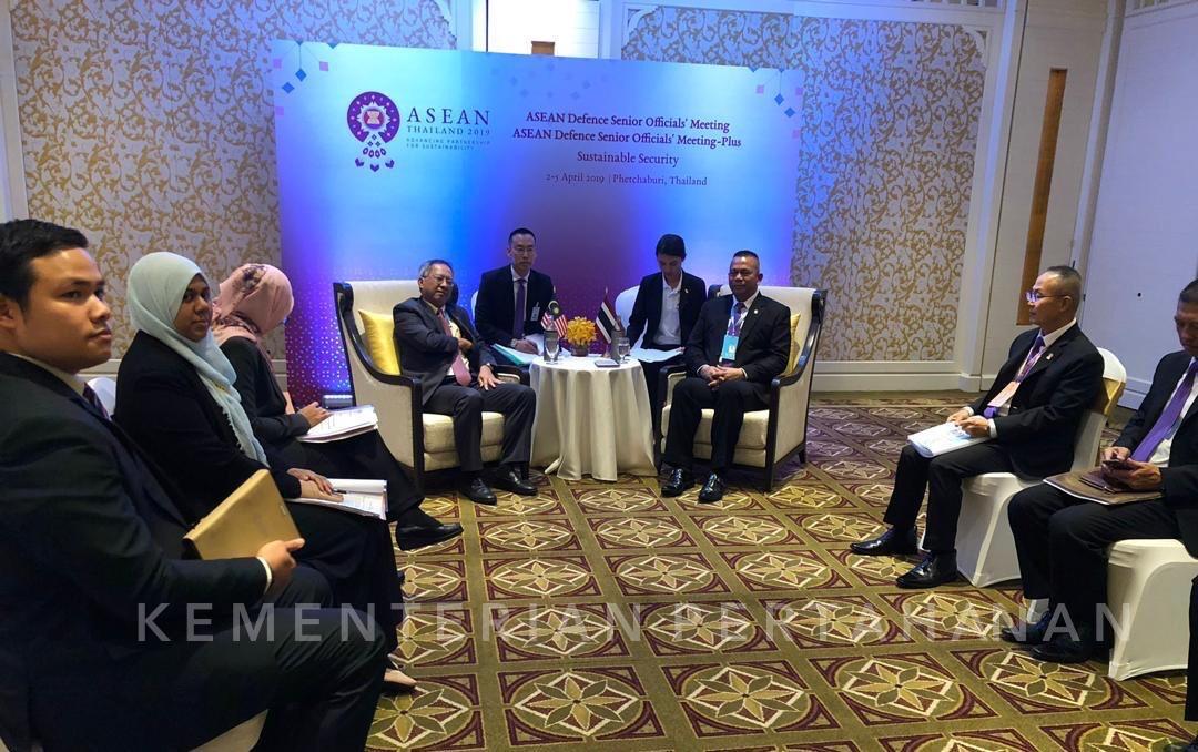 Secretary General, Dato' Sri <a href="/HalimiAbdManaf/">Halimi Abd Manaf</a> at the Bilateral Meeting Malaysia - Thailand in conjunction with the ASEAN Defence Senior Officials' Meeting (ADSOM) &amp; ADSOM-Plus Cha-am, Phetchaburi, Thailand.

#MinDefMalaysia