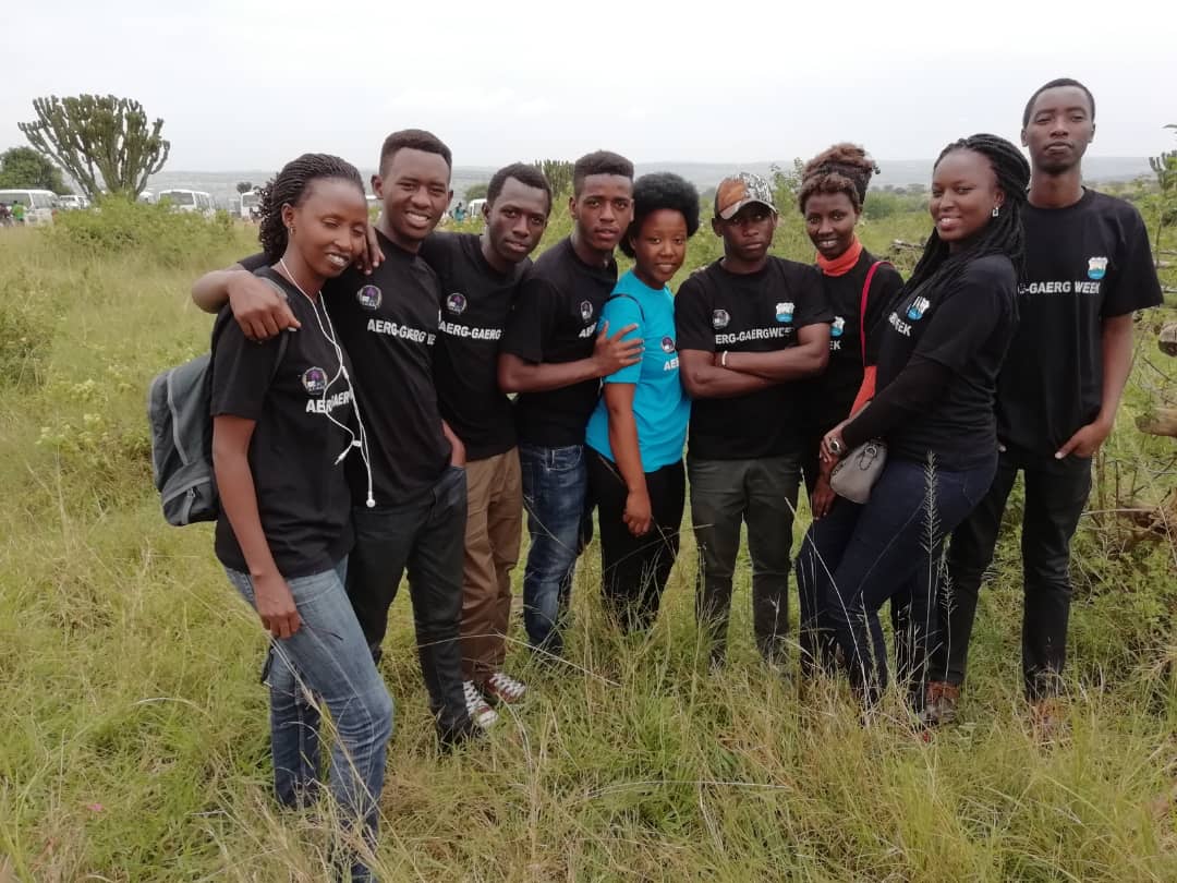 FilsDeBoncoeur's tweet photo. Namwe mubitabiriye ibikorwa byo gusoza #AERGGAERGweek2019 akanyamuneza ni kose mu ifamu ya @AERGFAMILY aho bafumbiye urutoki mu uburyo bwo kongera umusaruro warwo.
@MirindiD @ClaudeKarangwa @niyomutabazijo1 @TuyisengeEpiph1 @Ignacendyzy @InshutiL https://t.co/mbgYctp2Ac