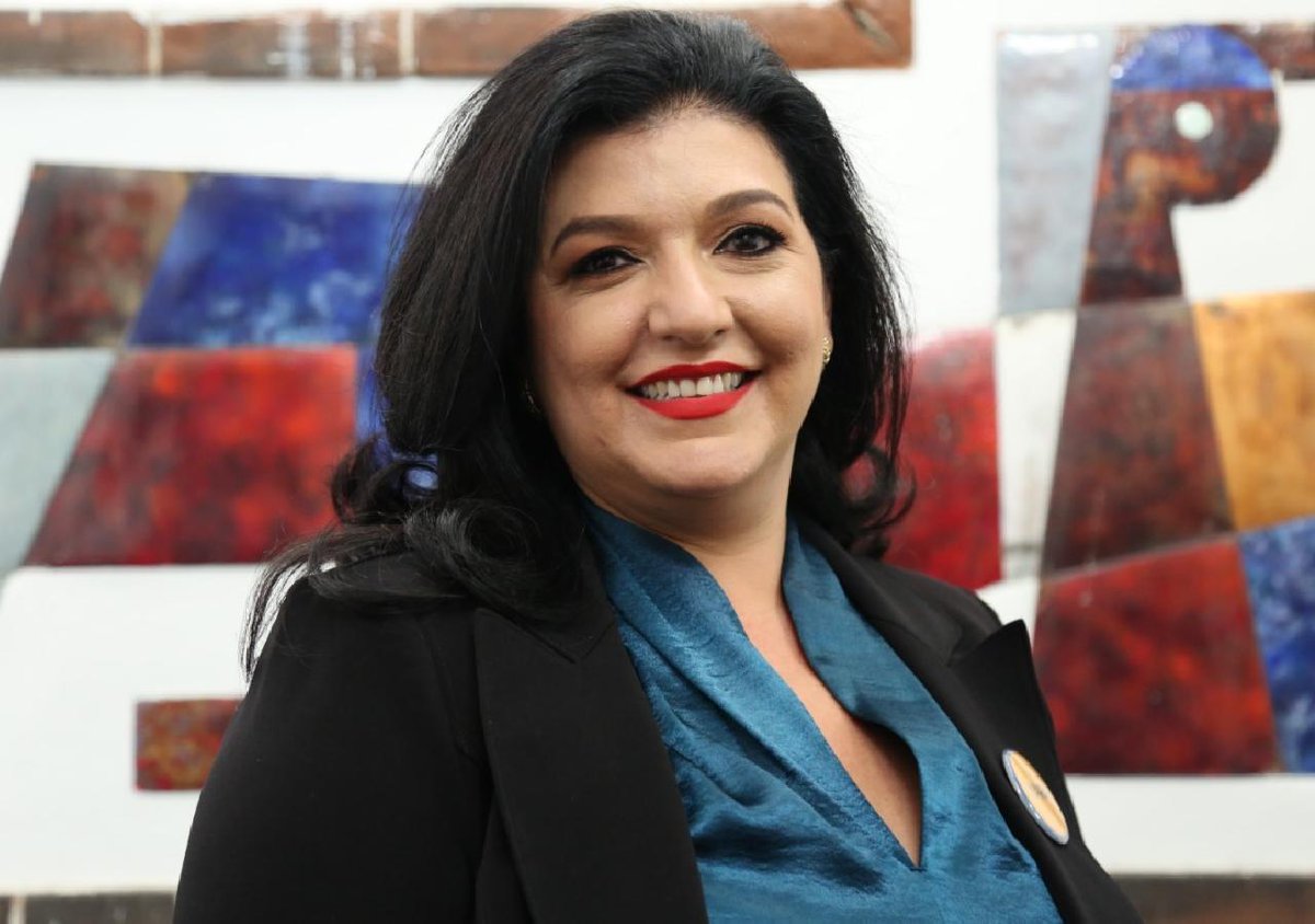 relato_gt's tweet photo. @YaraArgueta, la candidata que quiere reivindicar la mala imagen que dejó Roxana Baldetti. #Elecciones2019 #PartidoCreo Vía: @Piesitos89 https://t.co/IAXNtzpgs8 https://t.co/totfDg3aaI