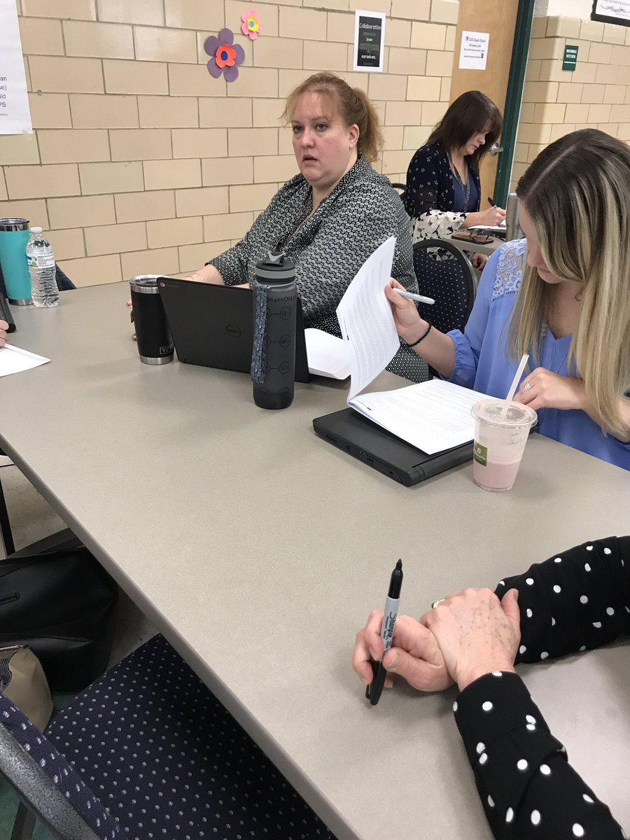 anne_navazio's tweet image. Secondary literacy leaders start off the day with poetry! Groups tried their hand at corpse poetry or blackout! #fcpsela #PoetryMonth