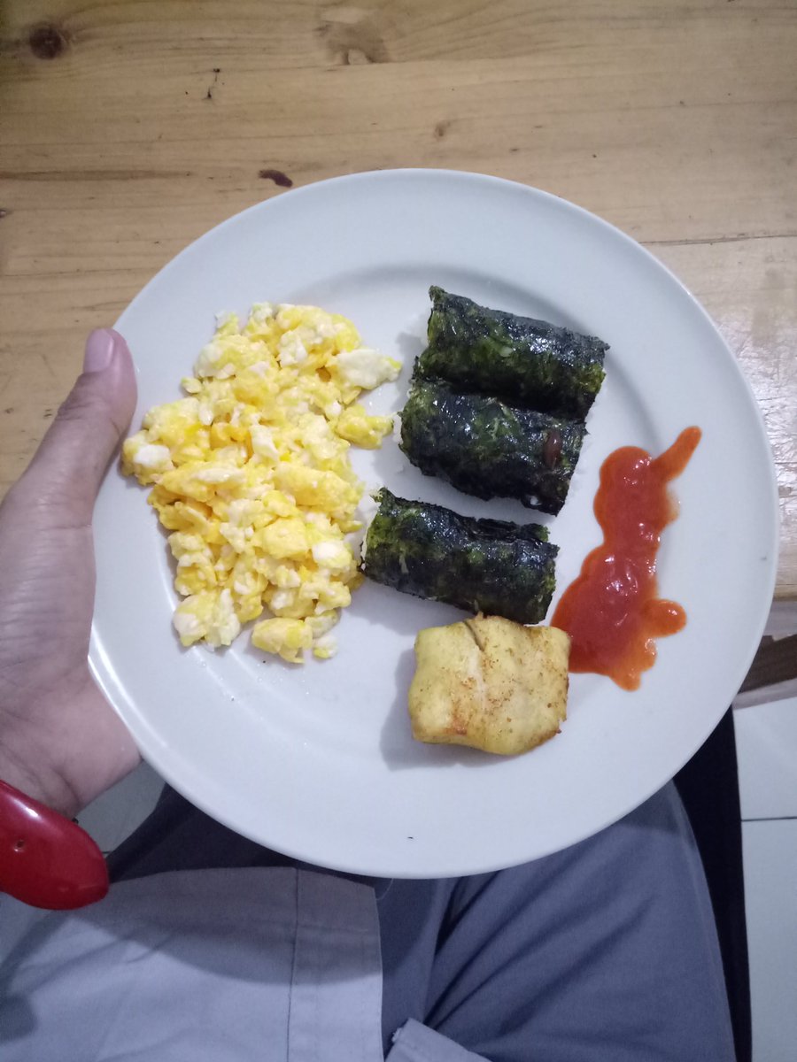 Selamat makan mlm yg blm 
Mkn
Allahumabariklanafimarojaktana wakinaajabannar
#PutriatKonserKomikaIIVM 
<a href="/Da4_Putri01/">Putri Isnari DA4</a>