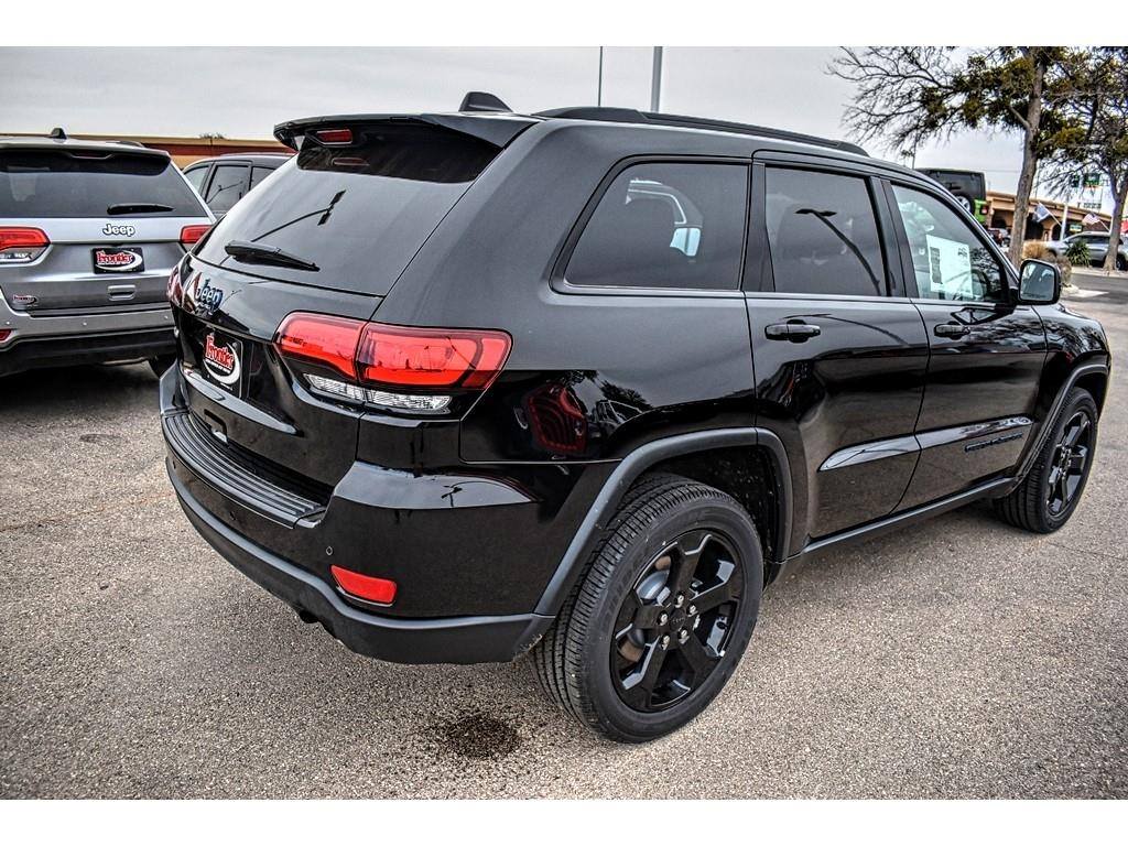 FrontierAuto's tweet image. New inventory 🚨 Stop by #FrontierDodge today to test drive this sleek 2019 #JeepGrandCherokee Upland 4X2 before someone drives off in it! Learn more: bit.ly/2YBYEzc