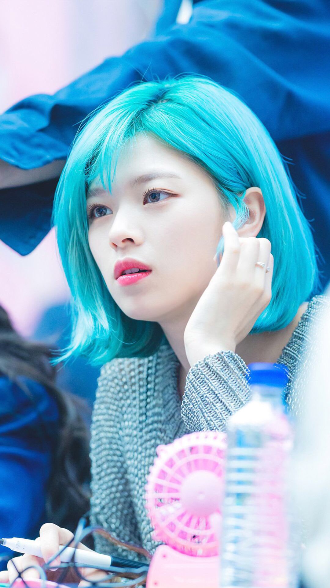 ジョンヨン Sur Twitter 青髪が似合いすぎる Twice Onceともっと繋がりたい ジョンヨン T Co Lhxonyjidj Twitter