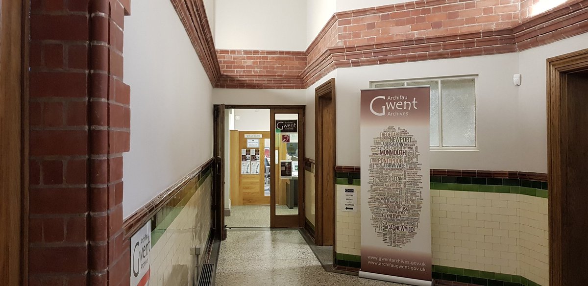 DarrenMacey2's tweet photo. Another day another archive, really productive day with USW History Students in Gwent Archives. #USWHISTORY #Poorlives #GwentArchives #Llafur https://t.co/bcSz5N65A5