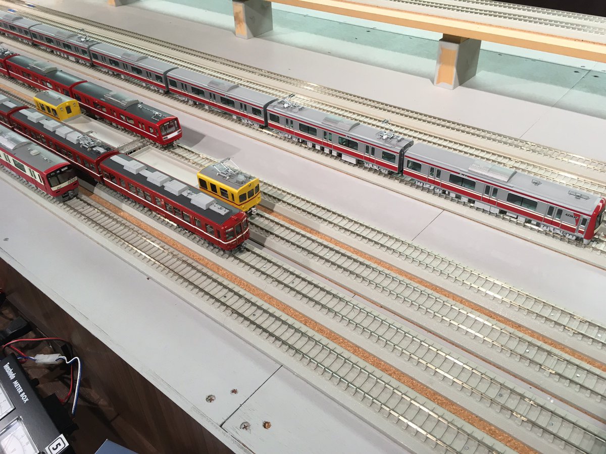 mokeikojo3's tweet image. FMODELやっぱり閉店してしまったか、、、ファルベの塗料とかも入手困難になってしまうのかなぁ
あと16番のレイアウトなくなってしまうのも痛いです。エンドウのレールだったので安定した走行が良かったのですがとても残念です。
 #FMODEL