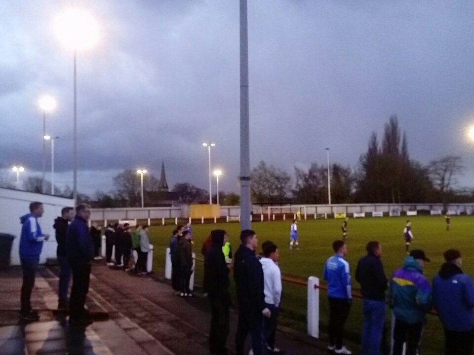 smilermileo's tweet photo. #groundhopping #northyorkshire @Selby_FC for @ClubMalt v @barmby_fc In the @MinsterFootball div 2, believed first game at this level under light in this division game number 102. Melanie number 2 #busyshovelrunin https://t.co/asESxVwUw2