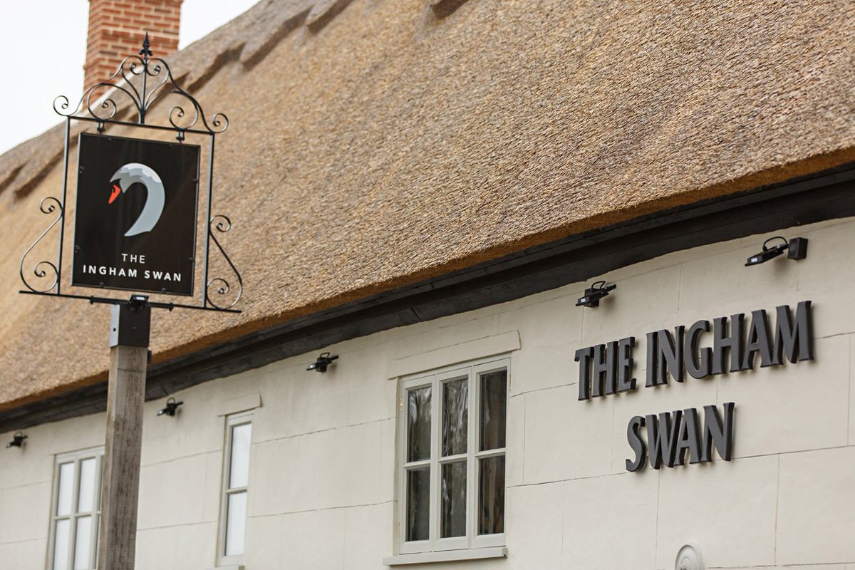 Inghamswan's tweet photo. It has been said that the greatest secrets are hidden in the most unlikely places. Here in a little corner of North East Norfolk, something magical awaits. It’s The Ingham Swan revisited. We’ve got a single purpose… to live and love the finest and freshest food, as never before https://t.co/rSvtQ5VqKa