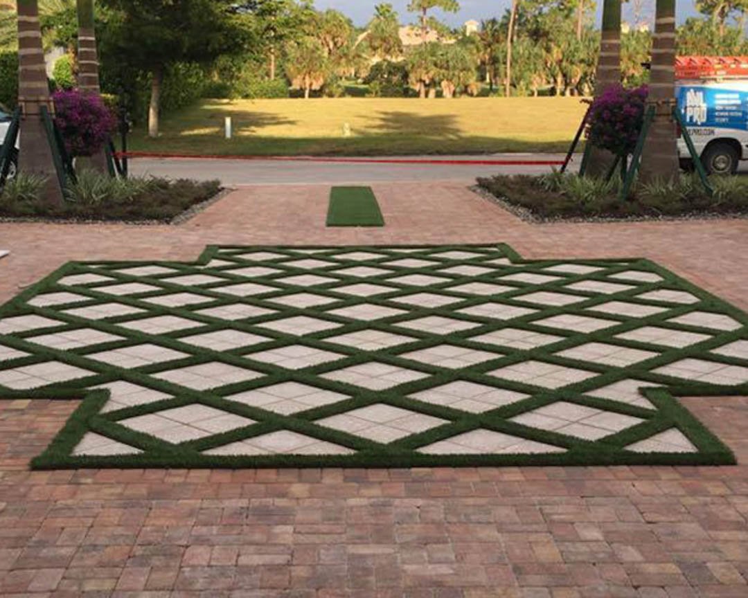 ArtisanTurf's tweet photo. At #ArtificialArtisans, we are always doing everything we can to ensure we are providing only the best #SyntheticLawns out of #Orlando and the surrounding areas. Give Us A Call at # (407) 499-8578 today! #SyntheticGrassInstallations #ArtificialIvy #Syn ... https://t.co/zuUglcdbxb https://t.co/MhMYsksPwV
