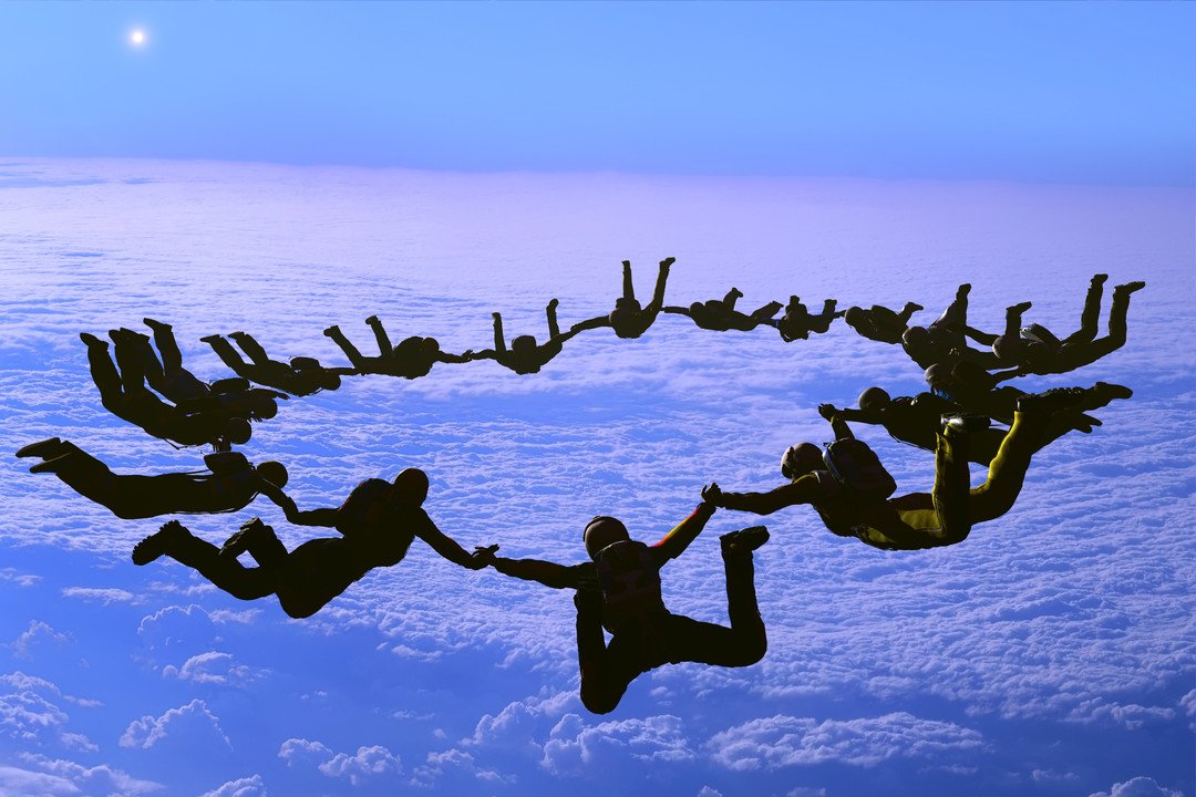 CrossLead's tweet photo. New #CrossLead blog post! 

Read 3 Steps to Ignite a Team, how group flow can transform your teamwork! 

#communication #collaboration #leadership #team #groupflow #teamwork
https://t.co/s48dshStF8 https://t.co/TiB9j6fnBL