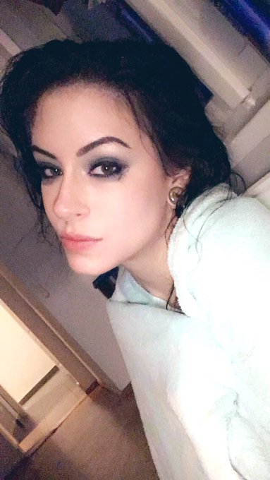 After. 😂💦 https://t.co/V8DgDFRUw6<a href="/tag/vintageheels"class="tags"><span>#vintageheels</span></a>