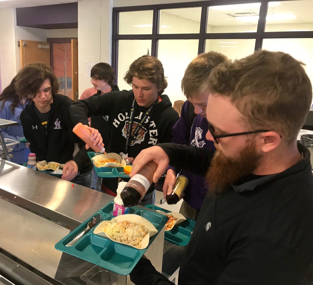 MOCO_schools's tweet image. Students at JMHS are enjoying the new Flavor Station where they can self select spices and low sodium sauces to flavor their meals. They love having the ability to customize their meals to suit their individual taste. Top flavor was the Frank's Red Hot sauce! #LoveMyWVSchool