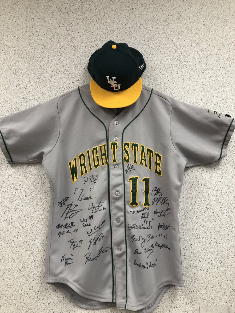 MrsSlisher's tweet photo. Thank you Wright State Baseball!!!! Wish you could have heard the screams of excitement when we opened the package! Thanks for helping us to knock the test out of the park! #REYNproud #WSUBaseball #WSURaiders https://t.co/9Ai1P8qwJ6
