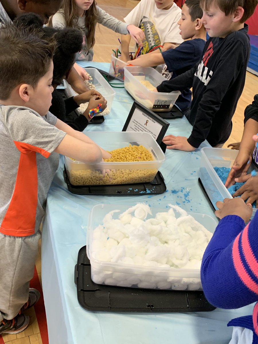 JLang_OTES's tweet photo. Ss enjoying stations at OTESβs Autism Awareness Fair!! #OTESPride #OTESfutureready https://t.co/3yzJTOKBHq