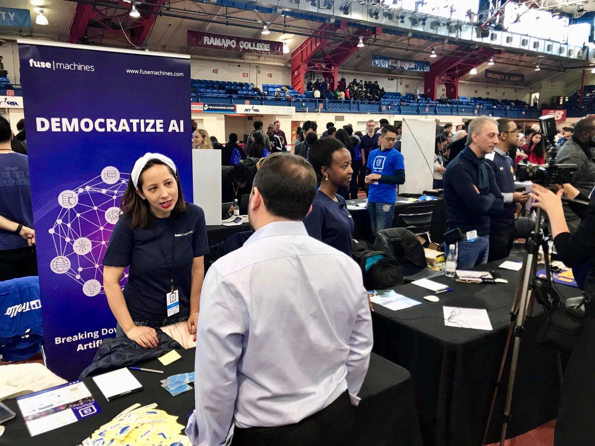 fusemachines's tweet photo. The Marketing Team @ the 6th Annual NYC CS Career Fair where over 10k attendees were present. It was a pleasure talking to students about our educational initivaitves: AI Fellowship & https://t.co/0htjFyouf6. #csfairnyc #ai #artificialIntelligence #technology #tech #educational https://t.co/RGB9bDCSXK