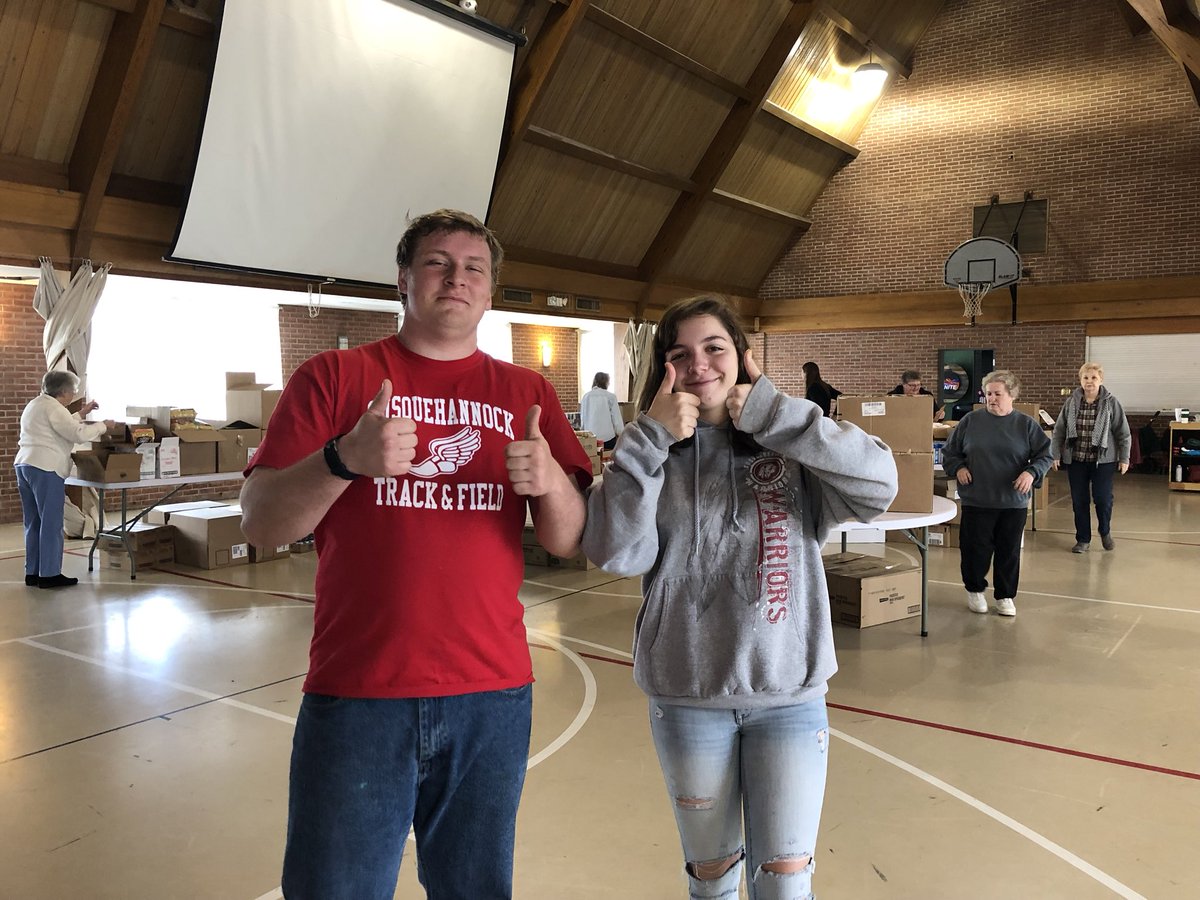 StuCo had a lot of fun volunteering today with Southern Community Services to help unpack and organize food for tomorrow’s food distribution. Day 1 of 2, more work to be done tomorrow!