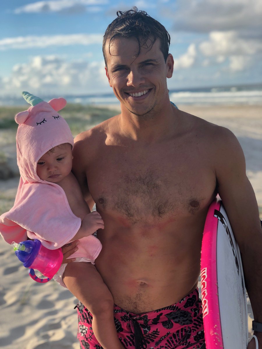 julian_wilson's tweet photo. For 10 years I have Gone Pink at the @WSL Quik Pro to raise awareness around Breast Cancer + funds that we have donated to a variety of charities or direct to individuals over the term. Read more about our mission: https://t.co/j1mg4wzuiT
#ChicksCheckYaTits #KeepItSqueezy @Hurley https://t.co/xR1KFwO3U9