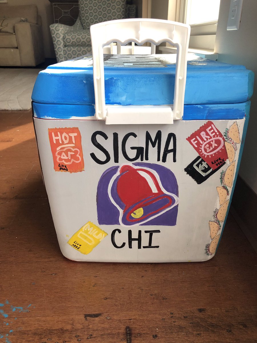 DeltaGamma_bgsu's tweet photo. Derby Day’s is in full swing 😍 
RT to help us earn more points for @DerbyDaysBGSU 🙌🏼⭐️ We had a blast painting this cooler! https://t.co/sgWTv6MKEr