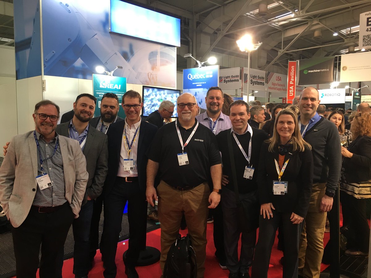 SherbInnopole's tweet photo. La délégation de #Sherbrooke à la foire industrielle @hannover_messe: FilSpec, @Royer1934, @Merkur1994, Productique Québec, @SherbInnopole #HM19Qc #HM19 https://t.co/h8zpk6FNlZ