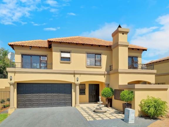 EVBroadacres's tweet photo. Why rent when you can own?

An attractive 3 bedroom, 2.5-bathroom #house is situated within a developing estate | Broadacres  - https://t.co/Apvt19ZpWa

Asking Price - R 2,247,000

Arnold Shkaidy
Cell: 0825495275

#Property #house #homeforsale #johannesburg #realestate https://t.co/AoVeVZLnKd