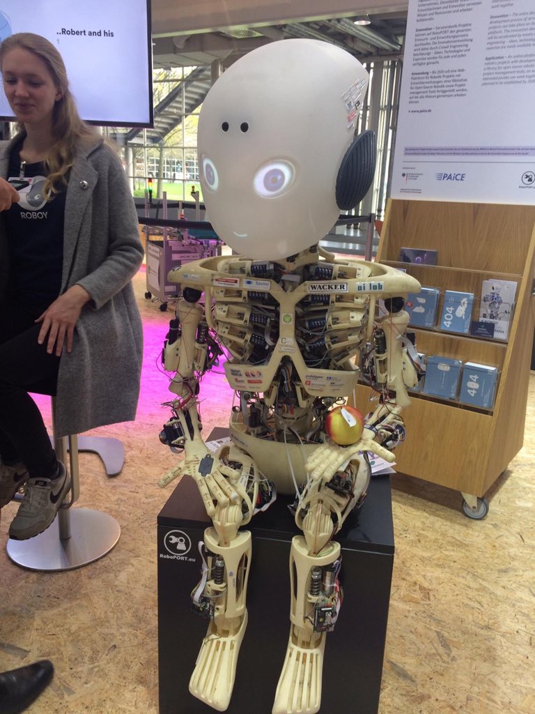 Anne Moes tweet media