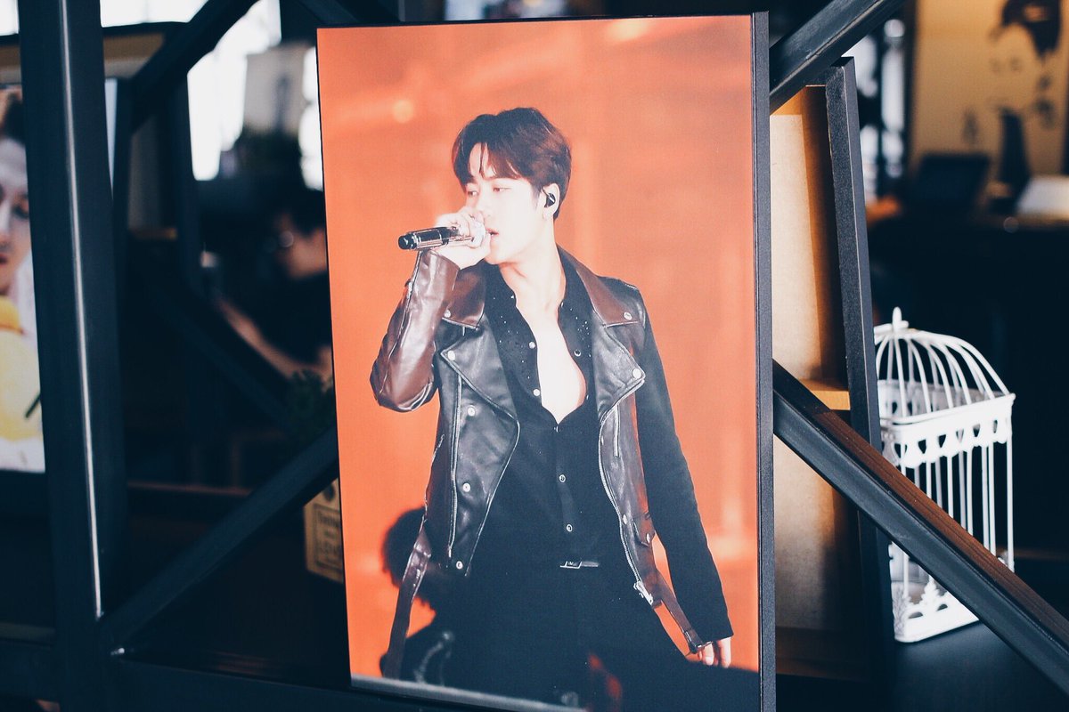 ssbbam's tweet photo. แด่... คุณผู้เป็นทั้งดวงใจและความรัก
#WeOnlyLoveOne_Jackson by @goodfeeling9496 💗💗💗🙏🏻 https://t.co/98myM6EfaR