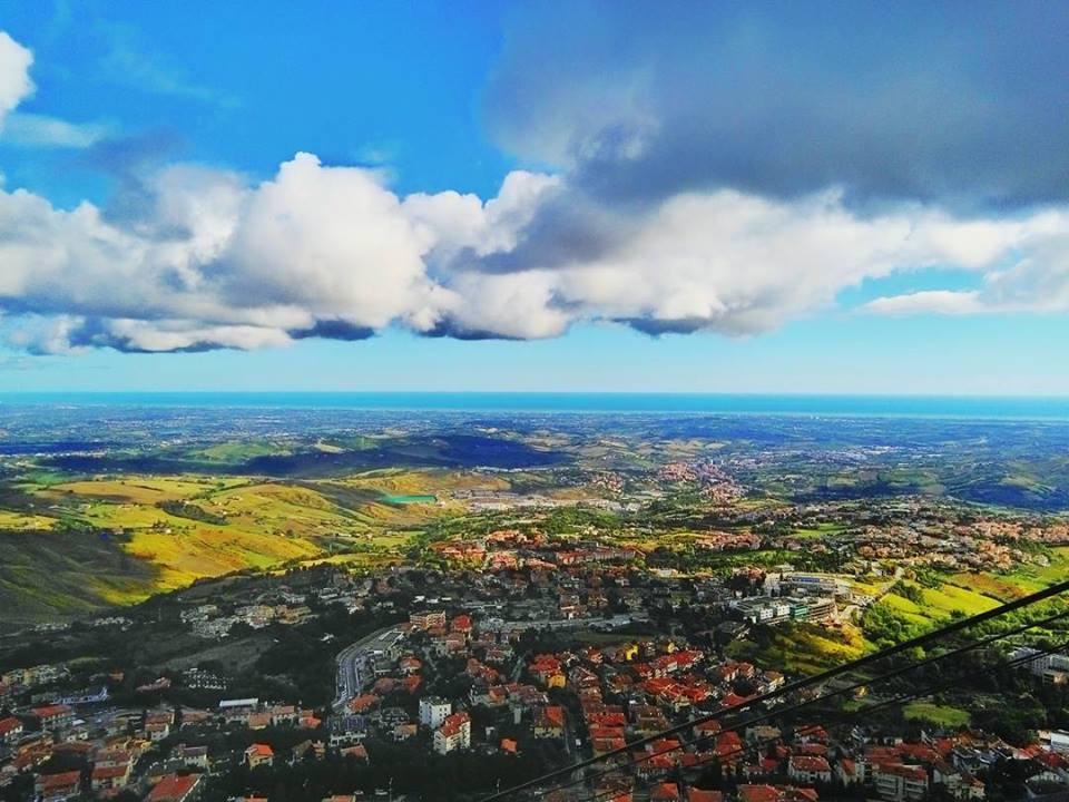 infoalberghi's tweet photo. Primavera 2019 d'oro in #RivieraRomagnola: Pasqua e ponti verso il pienone con Riccione e Rimini in testa alle preferenze dei viaggiatori. I dati dell'Osservatorio Statistico di Info Alberghi https://t.co/SNw2wh1xC6 https://t.co/KtK8cIvgR6