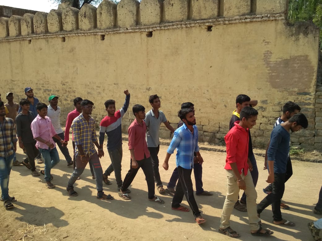 #SelfieWithToilet  NSS Students of Tribal Welfare Degree College, Nagarkurnool  Students Campaigned at Vottem G.P., of Bijinapalli Block 
<a href="/paramiyer_/">Param Iyer</a>  <a href="/swachhbharat/">Swachh Bharat Mission - Grameen</a> 
<a href="/TSSBMG/">Swachh Telangana Gramin</a>