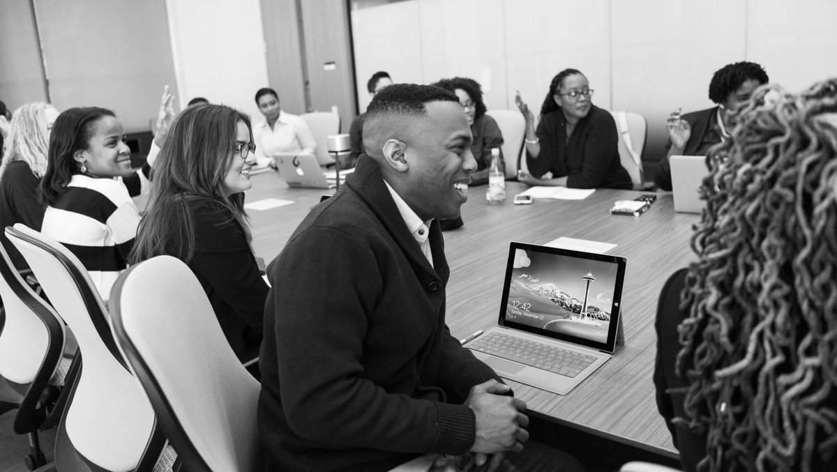 ValuesInstitute's tweet photo. "#Purpose is not a gimmick that gets new people through the door. It's the reason why your people walk through those doors every day." - @_MichaelWeisman  #passion #purpose #ChoosingHigherGround #values #tuesdaythought #tuesdaymotivation https://t.co/EaSxmi9jFG