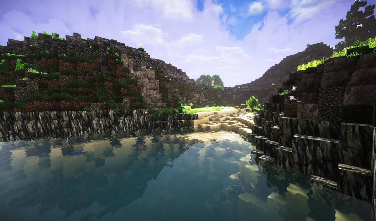 Triliton's tweet image. Old Vs new @Minecraft @Glsl #Myshaders #WeAreConquest @ConReforged #Minecraftroleplay