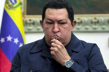 areyumare's tweet photo. @tuiteros_vzla @DajecaGym @marjori20799733 @Chavistaclara @CaroniGuayana Sobrevivimos al ataque que apagó la vida de nuestro Comandante Supremo, un Nvo. #AtaqueTerroristaEnergético encenderá al #PuebloEnMaximaResistencia y, como en 2002 la radicalización de la #VenezuelaRevolucionaria es indetenible.
¡LO JURO! 🤥guaido
#HandsOffVenezuel
@tuiteros_vzla https://t.co/8MadE5Dmon