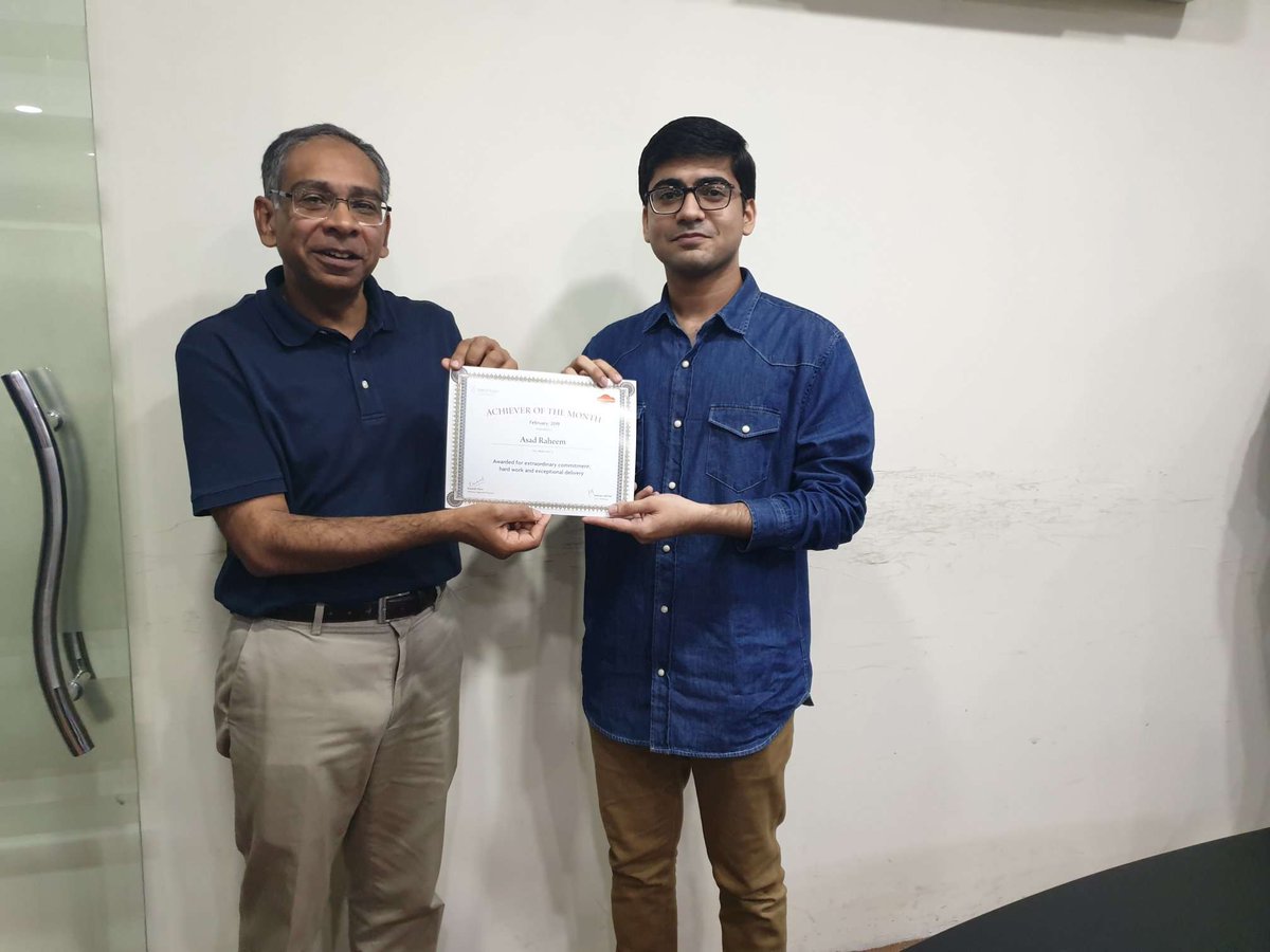 _AsadRaheem's tweet photo. Alhamdulillah. Received Achiever of the Month award from Mr. Nadeem Malik (Chief Operating Officer).
#Techlogix #AlmusNet https://t.co/68T1XEvg8e