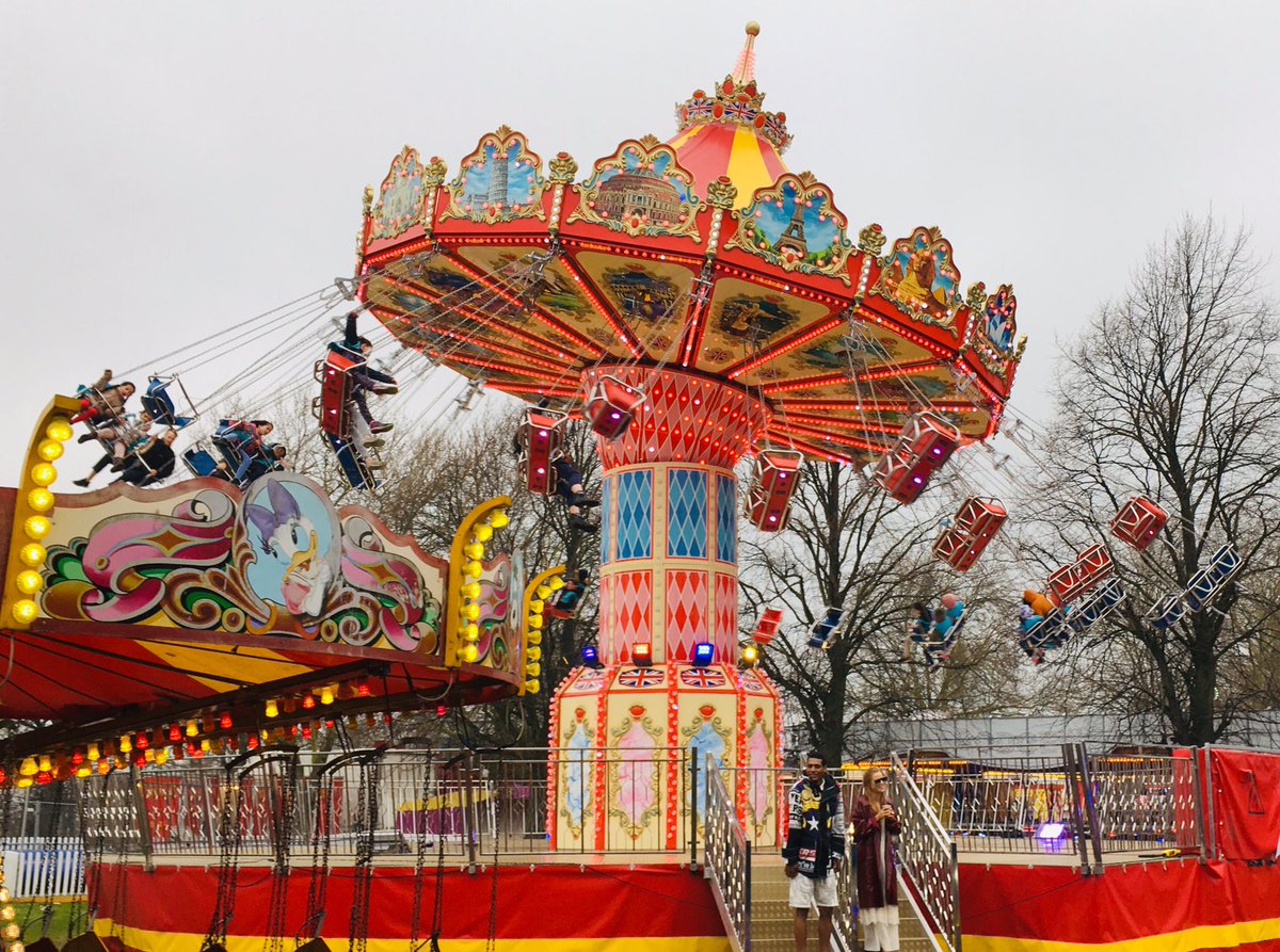 davidvallade's tweet photo. What happens when the funfair becomes the classroom? #FunFairPhysics @AdventureCPP  @CrystalPalacePK with @irvinleisure and @STEMAmbassadors - inspiring thinking making learning so much fun #physics #STEM https://t.co/M81jJRtZjA