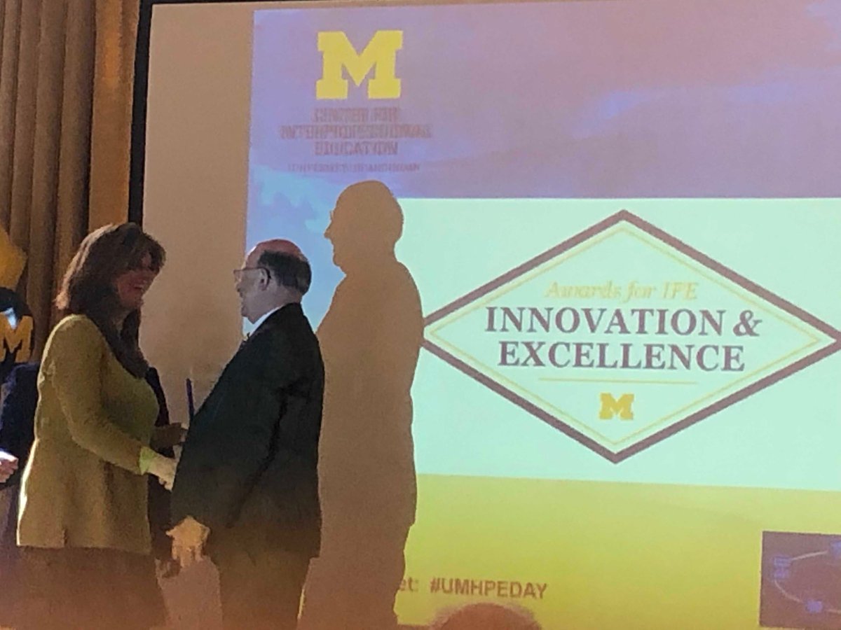 ⁦@UMichPharmacy⁩ faculty member Professor Gundy Sweet receives award for outstanding efforts in #InterprofessionalEducation at #umhpeday