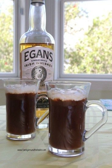 Some parts of the US are expecting snow. Original Irish Coffee is sure to warm you up. buff.ly/2TtSrBO #Irishcoffee #coffeedrink